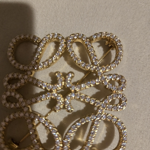 18kgp Loewe Stunning Brooche - Picture 3 of 7